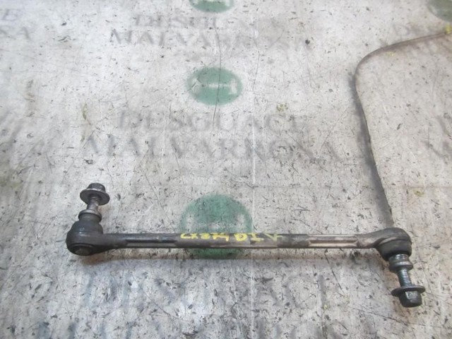 Łącznik stabilizatora przedniego 546180002R RENAULT
