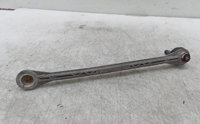 Łącznik stabilizatora przedniego 546182227R RENAULT