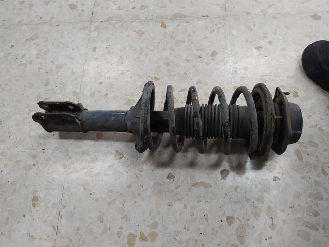 Amortyzator przedni prawy 5465025500 HYUNDAI