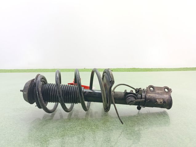 Amortyzator przedni prawy 546601J000 HYUNDAI