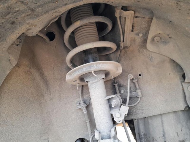 Amortyzator przedni prawy 546601K000 HYUNDAI