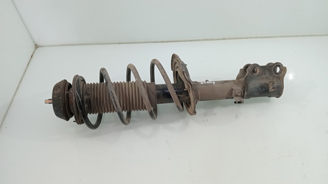 Amortyzator przedni prawy 546601W000 HYUNDAI