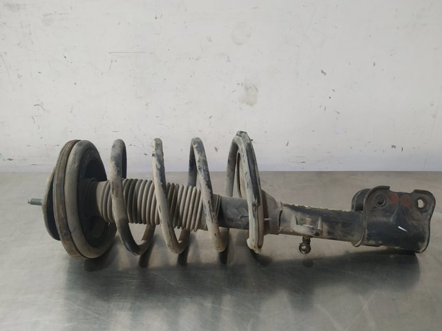 Amortyzator przedni prawy 546602B200 HYUNDAI