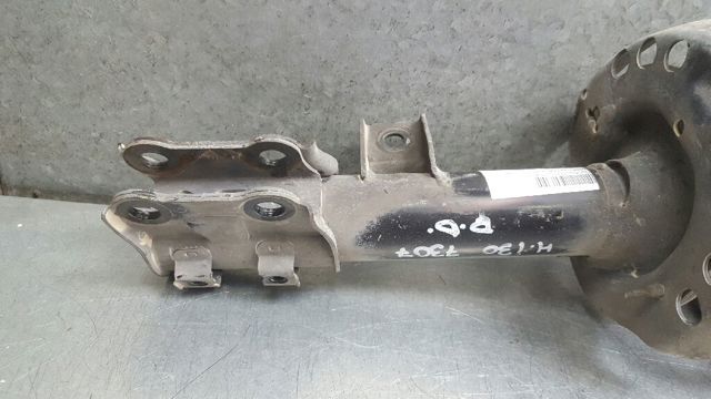 Amortyzator przedni prawy 546602R250 HYUNDAI