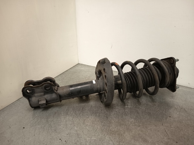 Amortyzator przedni prawy KIA Carens 3