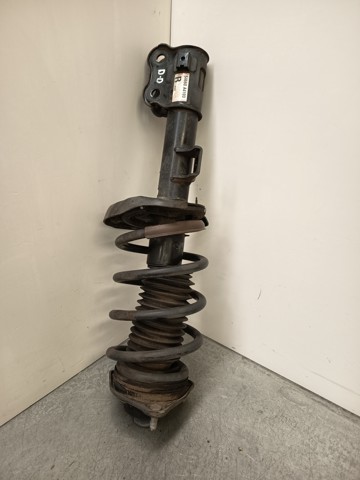 Amortyzator przedni prawy KIA Carens 3