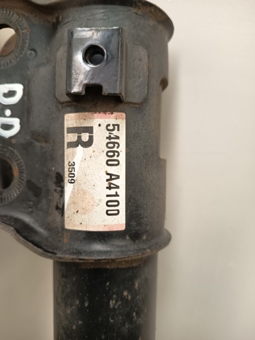 Amortyzator przedni prawy KIA Carens 3