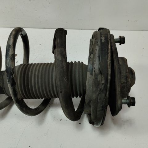 Amortyzator przedni prawy 546611D200 HYUNDAI