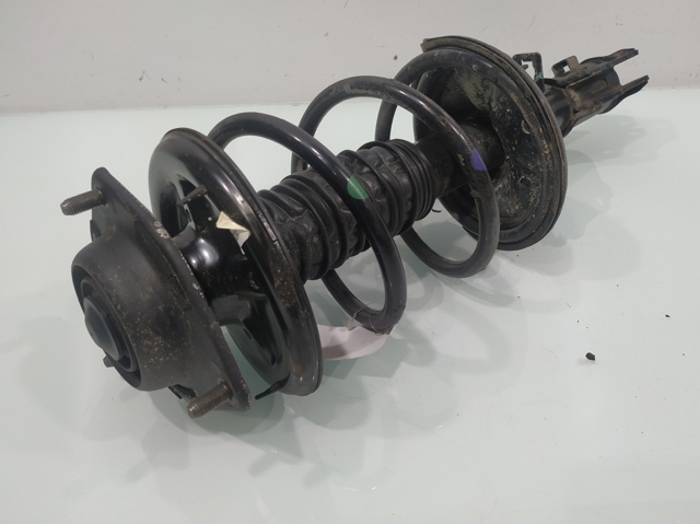 Amortyzator przedni prawy 546612F200 HYUNDAI