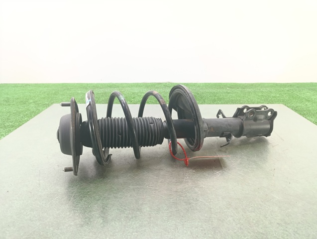 Amortyzator przedni prawy 546612F200 HYUNDAI