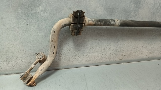 Stabilizator przedni KIA Sorento 1 JC