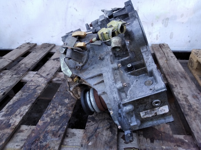 Mechaniczna skrzynia biegów w komplecie 5495775 OPEL