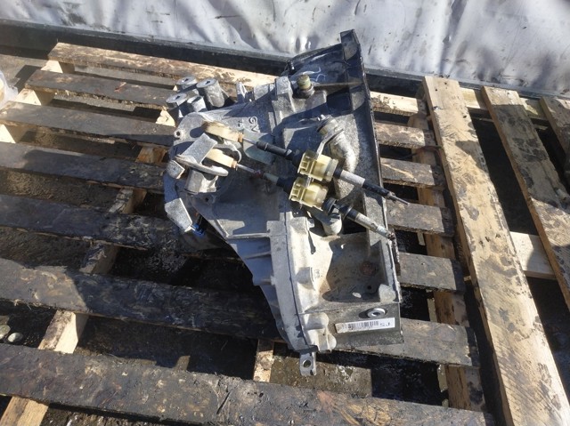 Mechaniczna skrzynia biegów w komplecie 5495775 OPEL
