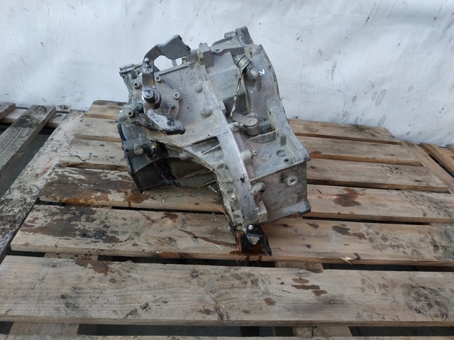 Mechaniczna skrzynia biegów w komplecie 5495775 OPEL