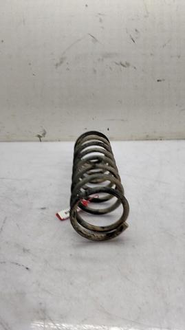 Sprężyna tylna 550200F602 NISSAN
