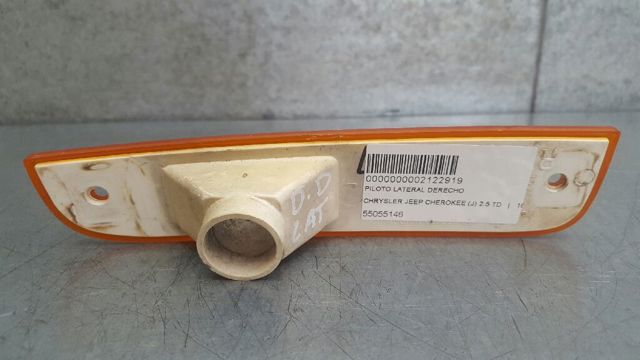 Kierunkowskaz prawy Jeep Cherokee 2 XJ