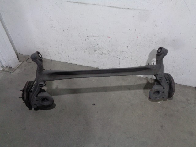 Korpus osi tylnej 551001J000 HYUNDAI