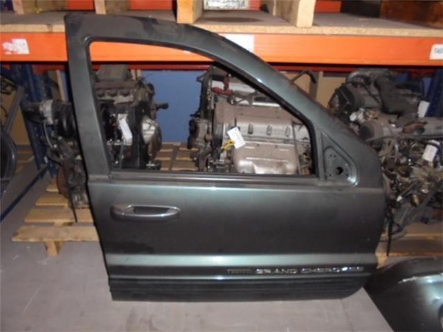 Drzwi przednie prawe 55135920AG CHRYSLER