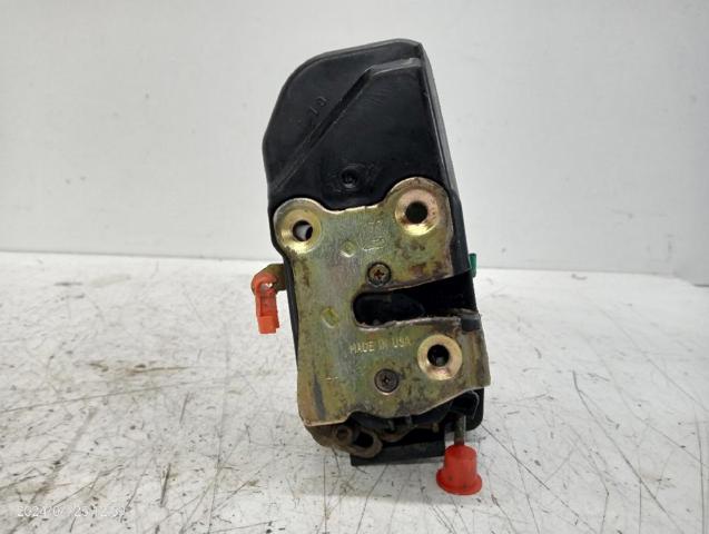 Zamek drzwi przednich lewych 55136347AB CHRYSLER