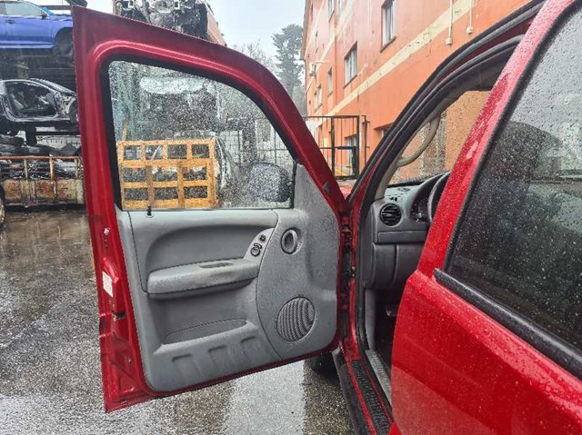  Jeep Liberty/Cherokee  (KJ)