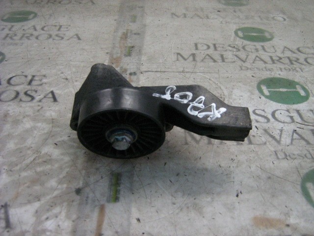 Napinacz paska napędowego 55180011 FIAT