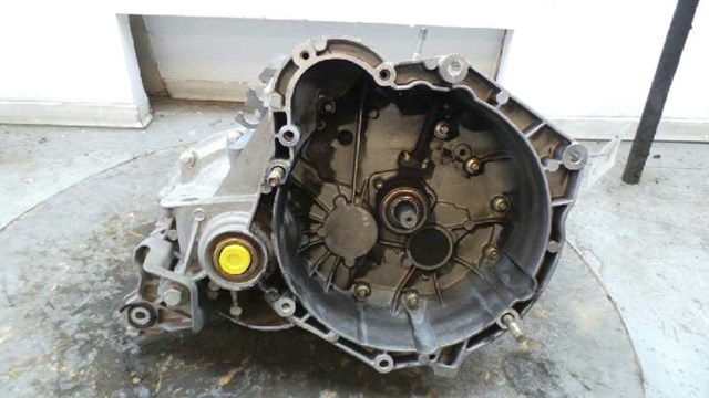Mechaniczna skrzynia biegów w komplecie 55181689 FIAT