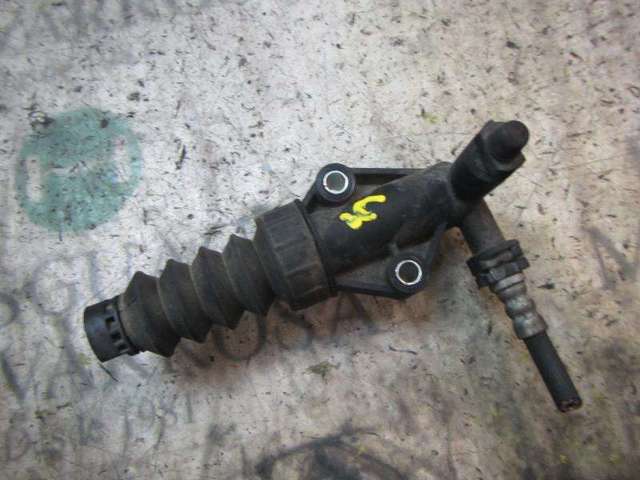 Cylinder roboczy sprzęgła 55183442 FIAT