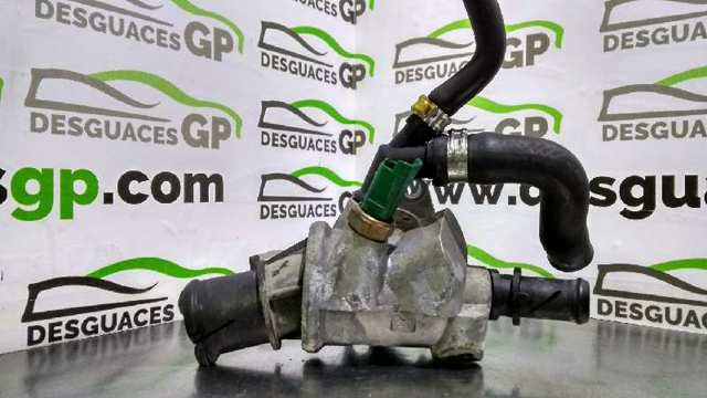 Obudowa termostatu 55189845 FIAT