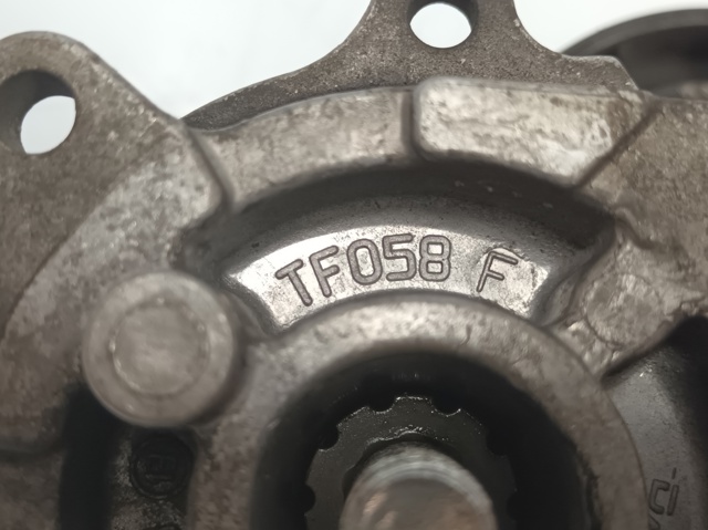 Napinacz paska napędowego 55190813 FIAT