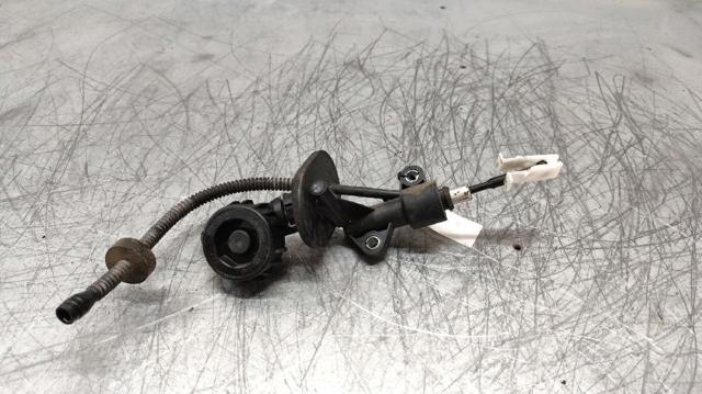 Cylinder sprzęgła główny 55190993 OPEL