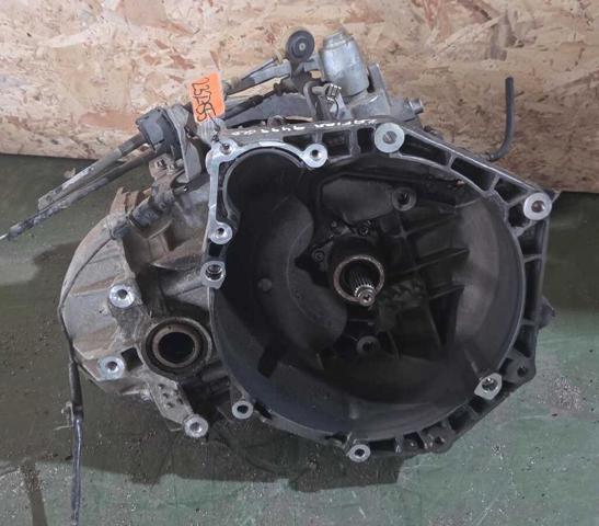 Mechaniczna skrzynia biegów w komplecie 55192042 OPEL
