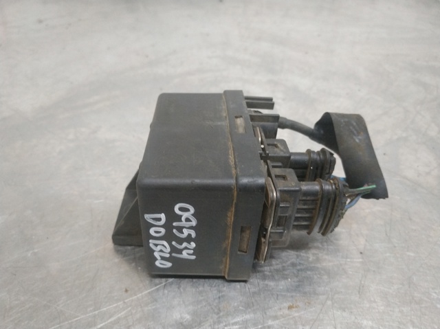 Przekaźnik świec żarowych 55193073 FIAT