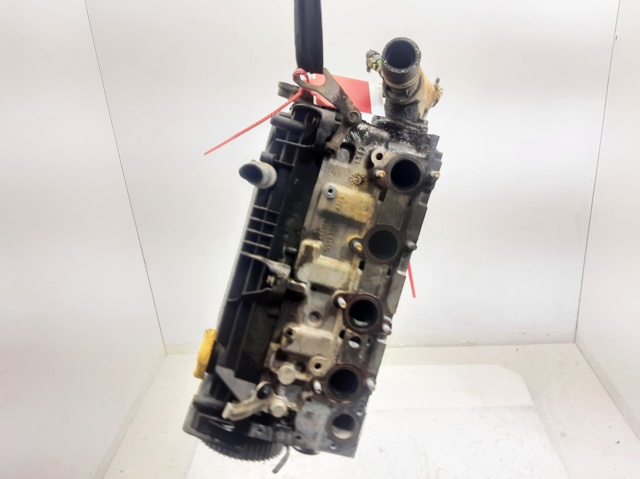 Głowica cylindrów 55193091 OPEL