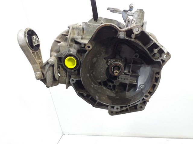 Mechaniczna skrzynia biegów w komplecie 55193621 OPEL