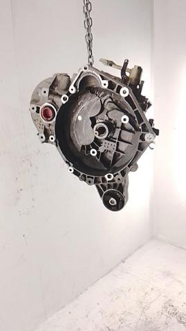 Mechaniczna skrzynia biegów w komplecie 55194293 OPEL