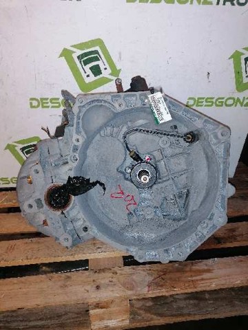 Mechaniczna skrzynia biegów w komplecie 55194293 OPEL