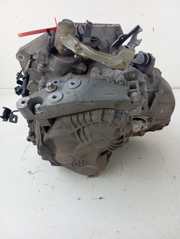 Mechaniczna skrzynia biegów w komplecie 55194293 OPEL