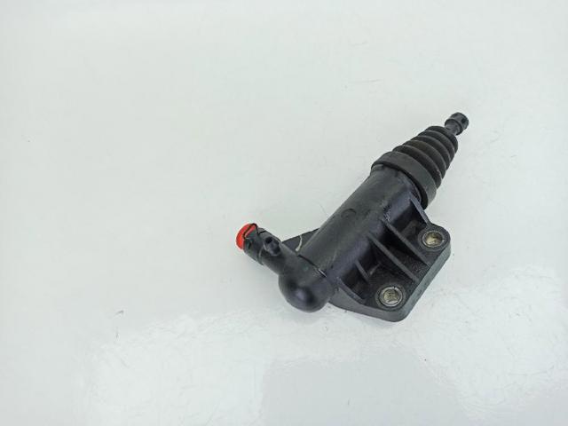 Cylinder roboczy sprzęgła 55196189 FIAT