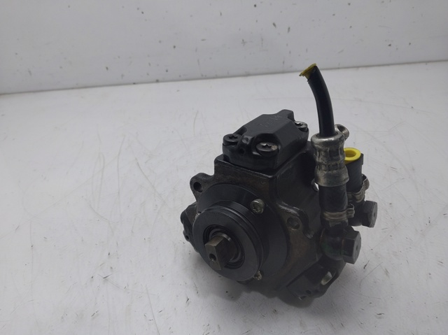 Pompa wtryskowa wysokiego ciśnienia 55198933 OPEL