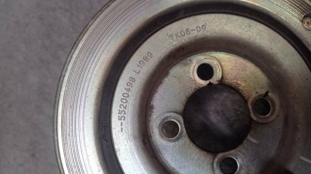 Koło pasowe wału korbowego 55200498 OPEL