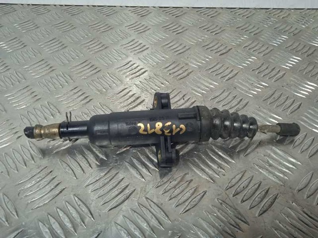 Cylinder roboczy sprzęgła 55200626 FIAT