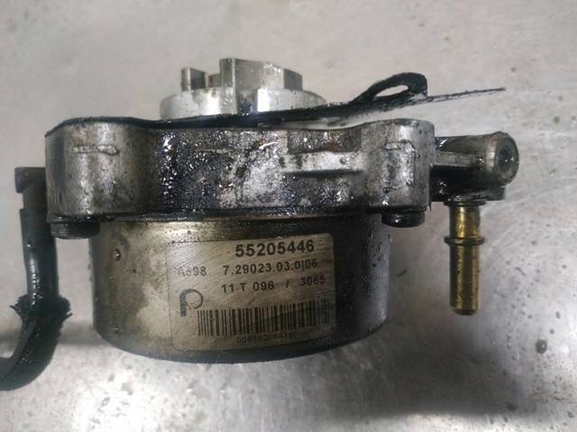 Pompa podciśnienia 55205446 OPEL