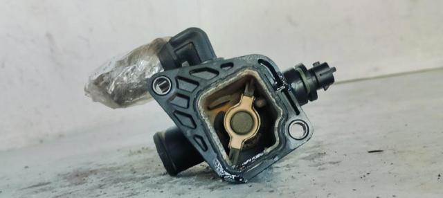 Obudowa termostatu 55206391 OPEL