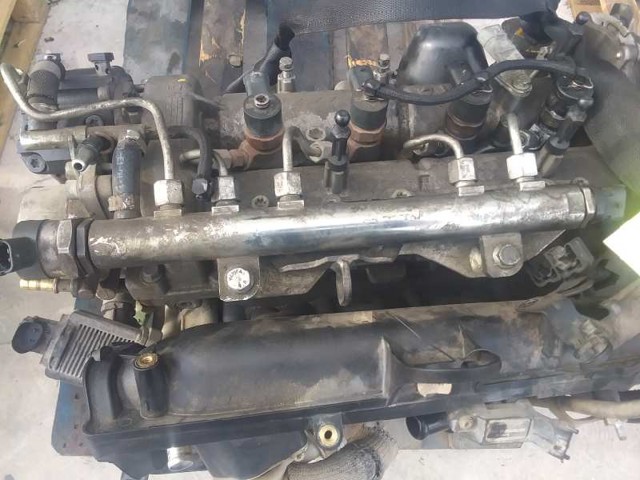 Rozdzielacz paliwa 55211906 OPEL
