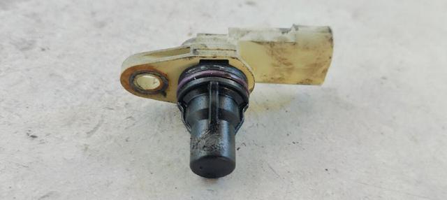 Czujnik położenia wałka rozrządu 55216241 OPEL