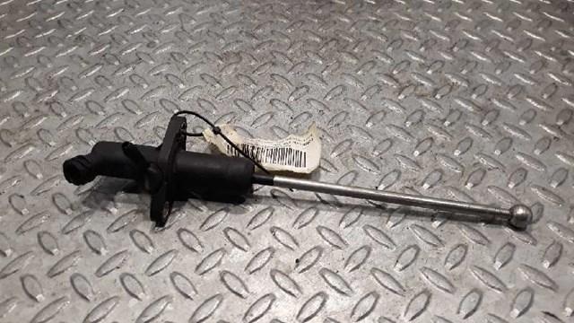 Cylinder sprzęgła główny 55224082 FIAT