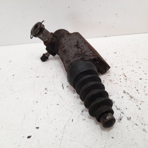 Cylinder roboczy sprzęgła 55227259 FIAT