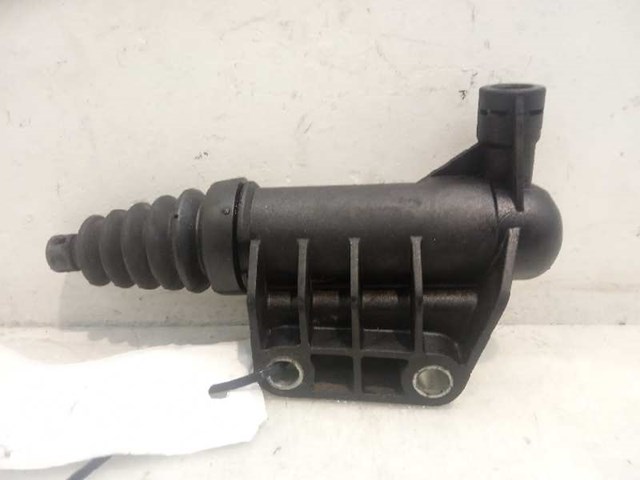 Cylinder roboczy sprzęgła 55227259 FIAT