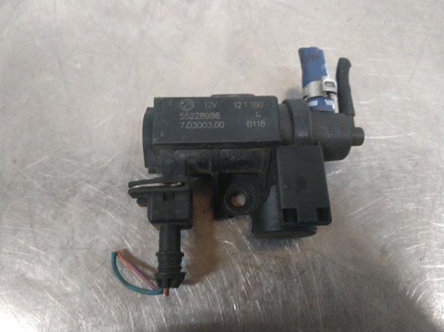 Przetwornik ciśnienia (solenoid) doładowania 55228986 FIAT