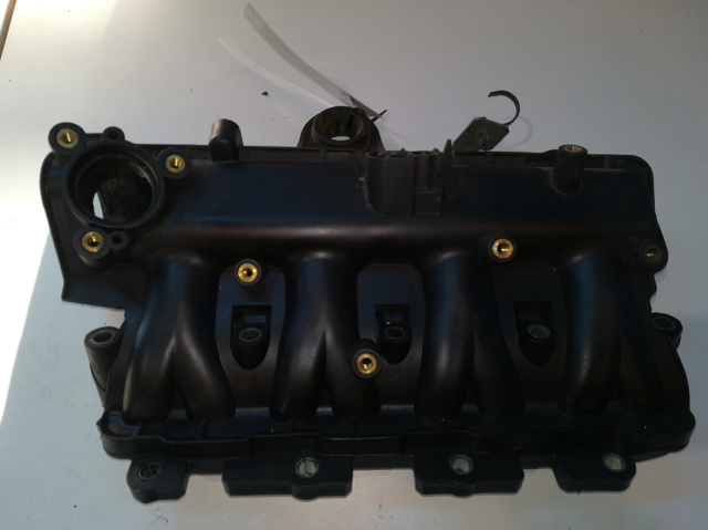 Kolektor ssący 55230898 OPEL